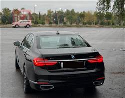 بي ام دبليو الفئة 7